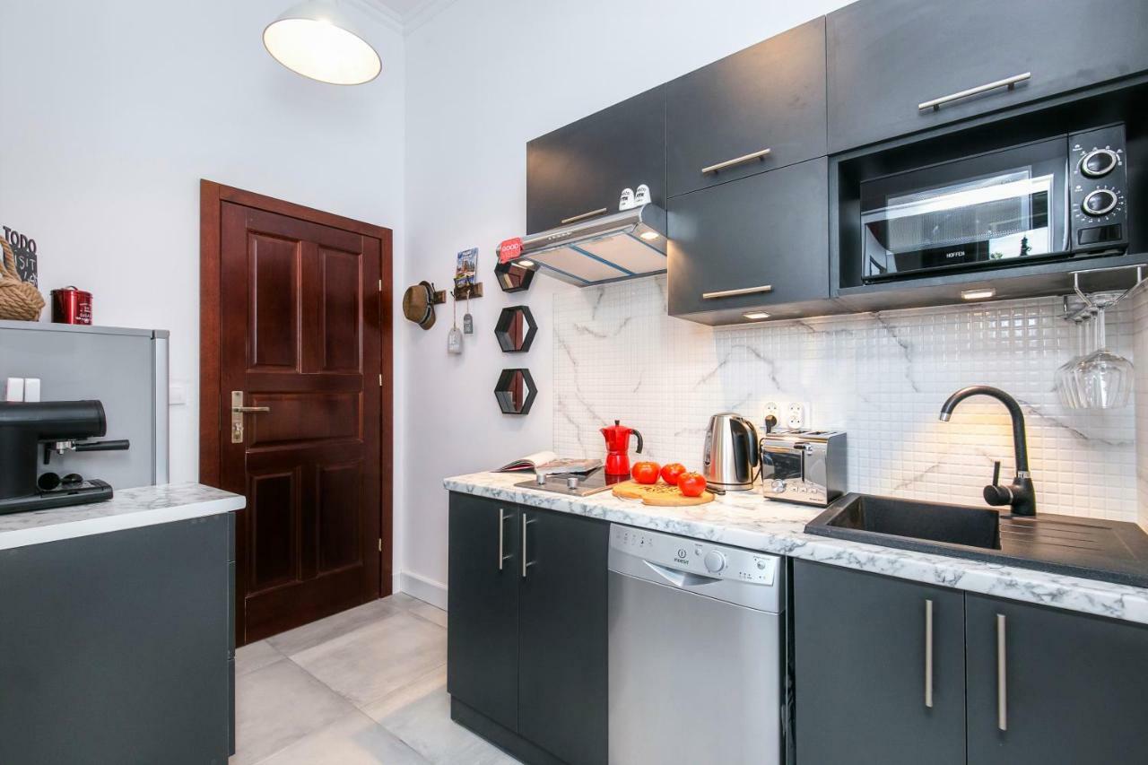 Berg Apartament Red Obok Starego Miasta Gdańsk Exteriör bild