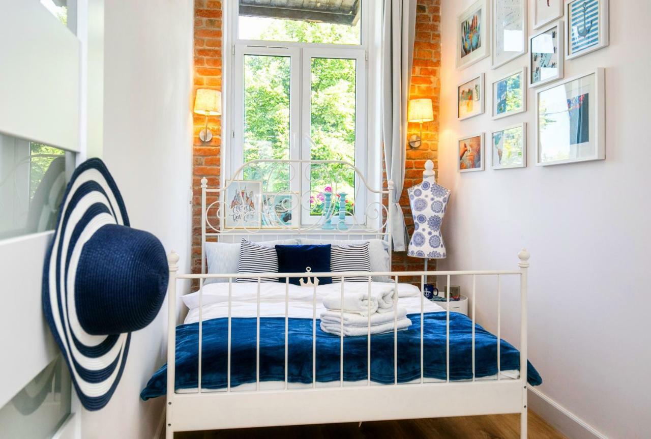 Berg Apartament Red Obok Starego Miasta Gdańsk Exteriör bild