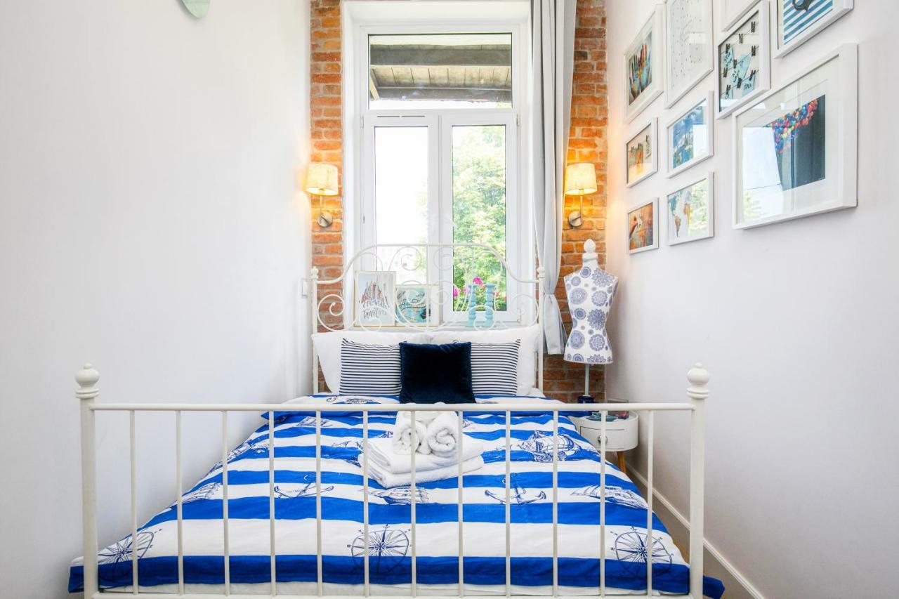 Berg Apartament Red Obok Starego Miasta Gdańsk Exteriör bild